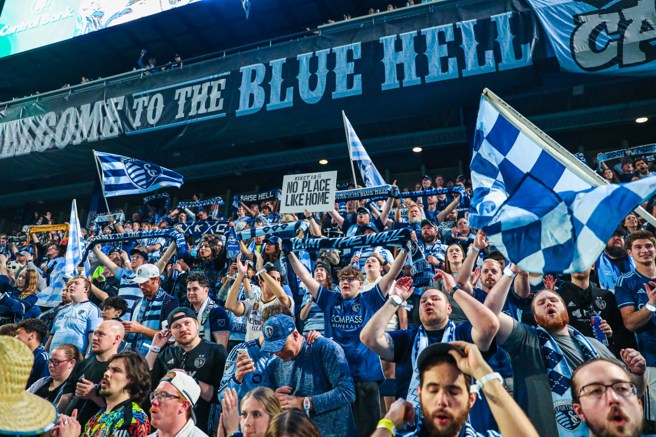 The Cauldron fills the stadium with chants and support ahead of the SKC vs PHI match.