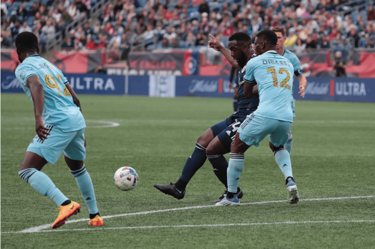 Jozy with the hold up play. Photo by: Dave Silverman