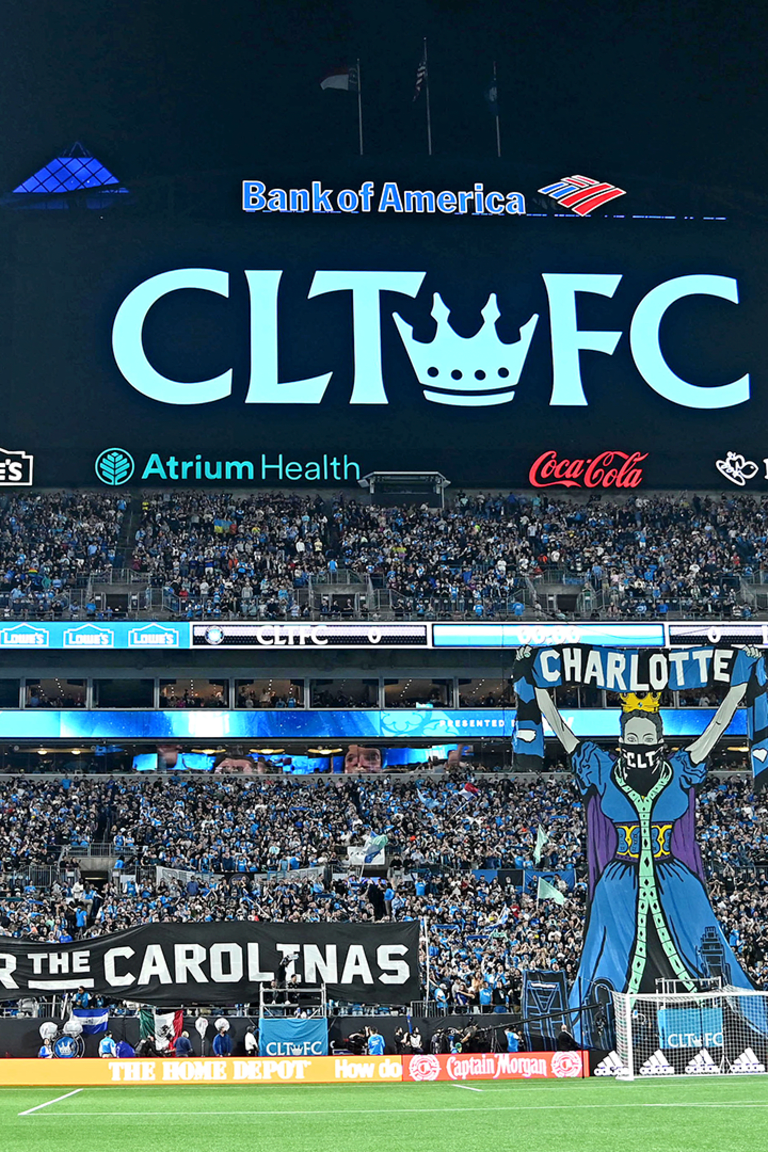 charlotte-home-opener-march5-2022-tifo_with_skyline